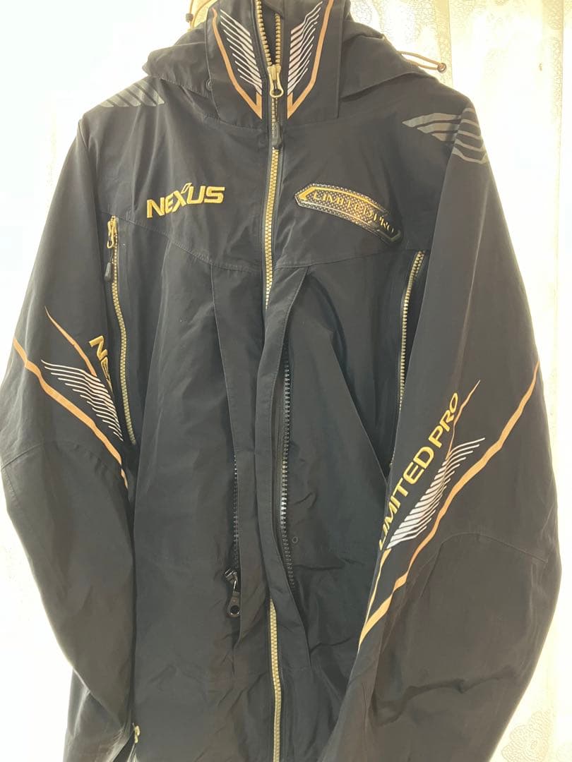 k*o様 ほぼ未使用　リミテッドプロ　フィッシングスーツ　2XLサイズ