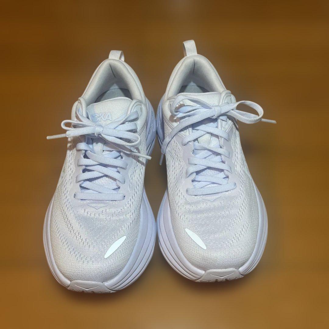 美品　HOKA BONDAI 8