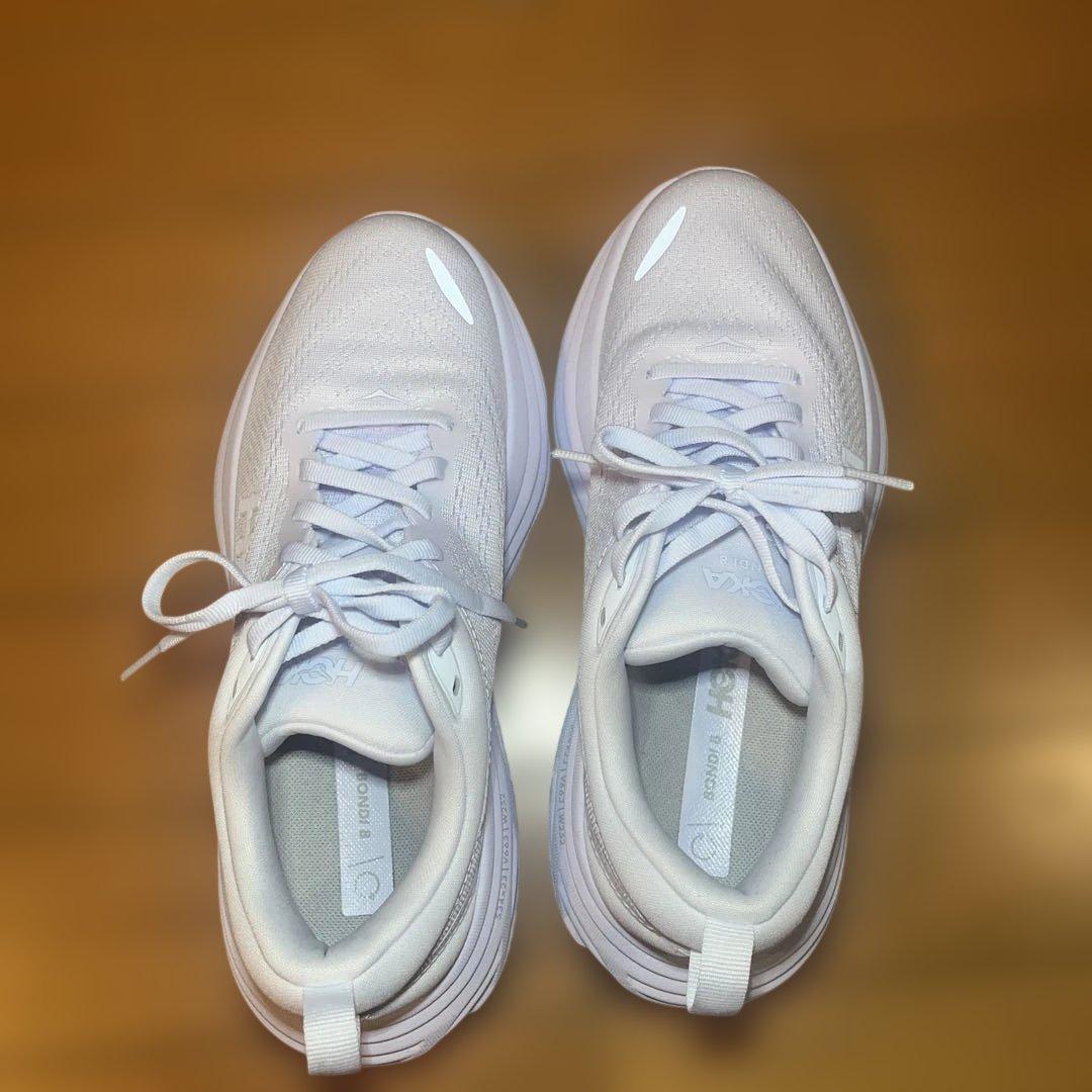 美品　HOKA BONDAI 8