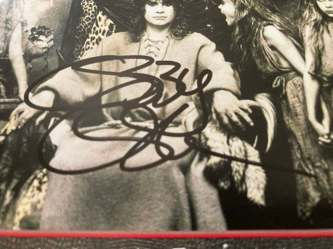 レア　オジー・オズボーン 直筆サインCD ozzy osbournde