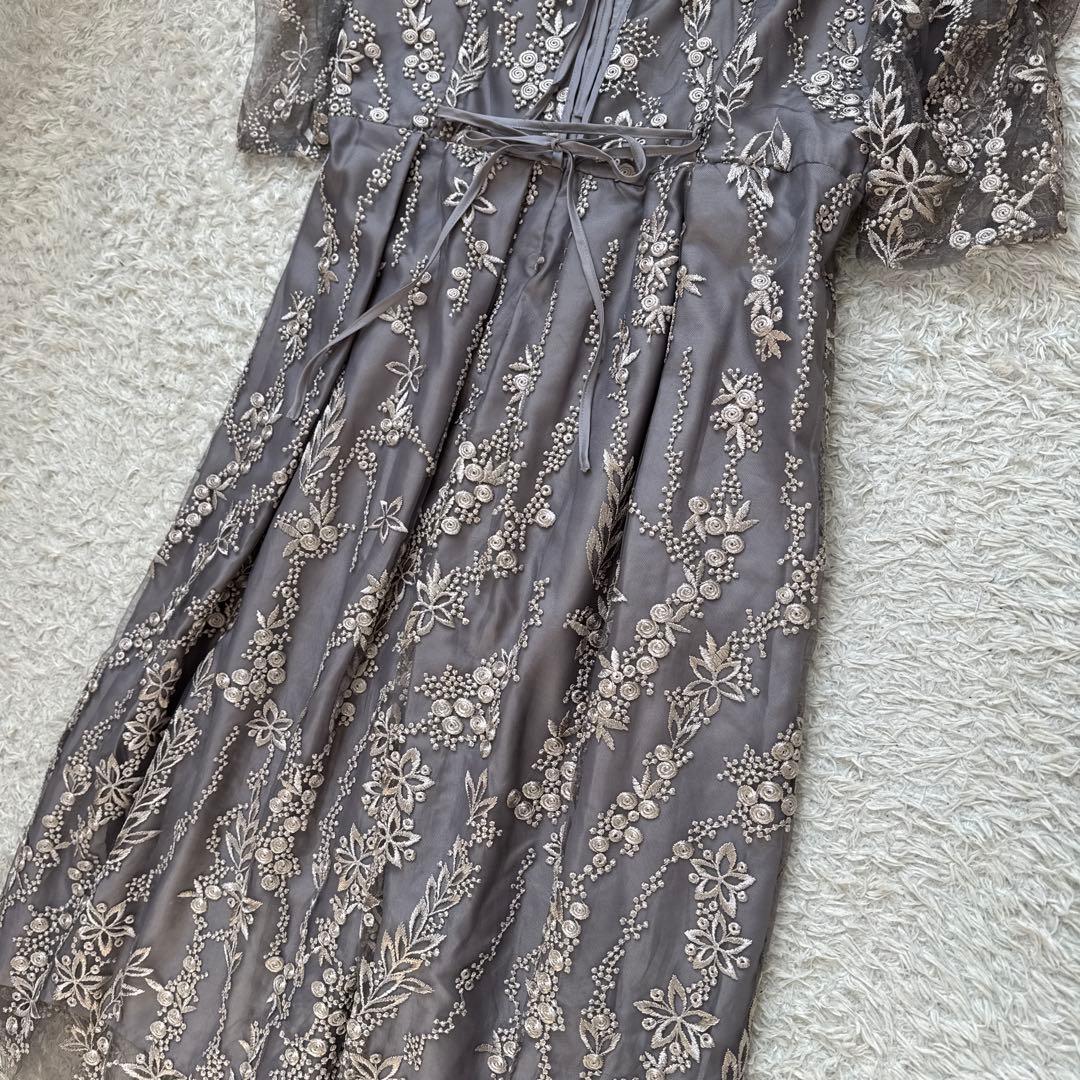 美品 niana 刺繍レース バックリボン パーティードレス 二次会 LL