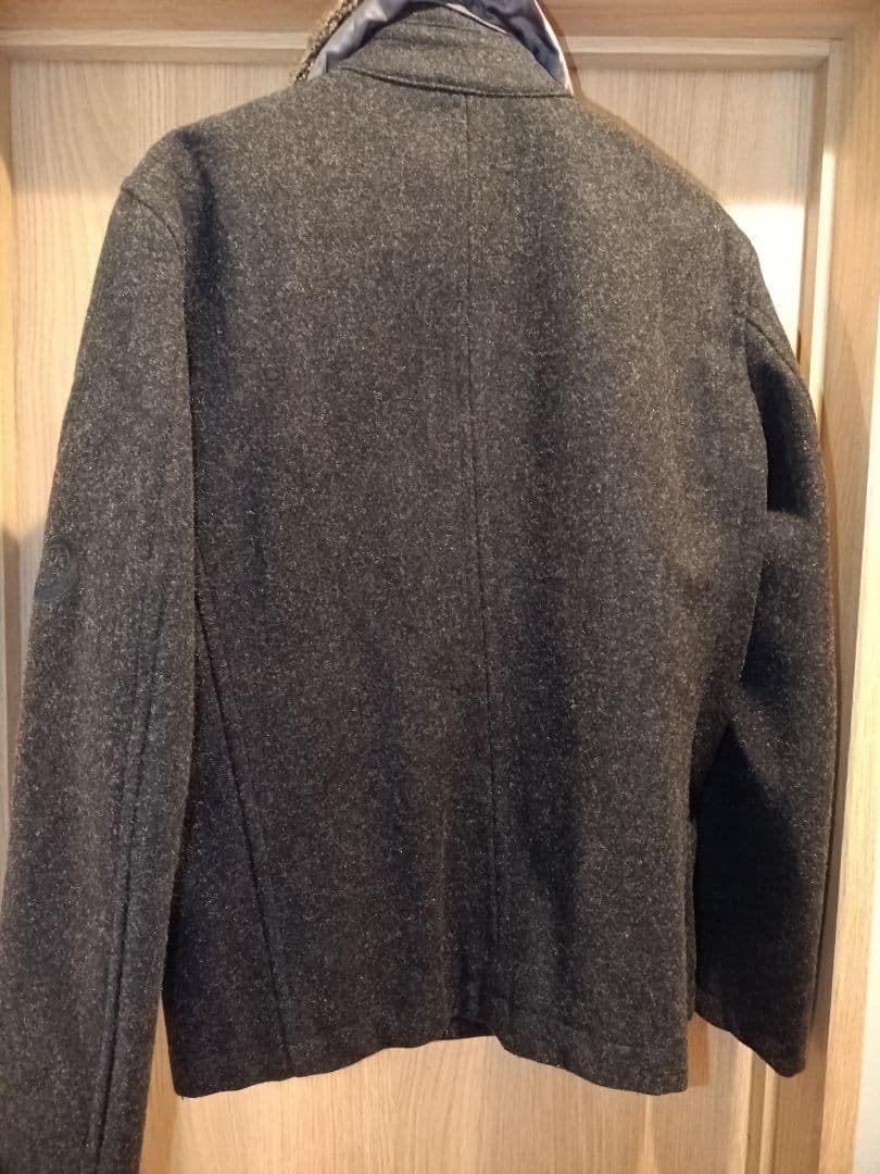 ピーコート　トライバル　タトゥー　LUZ