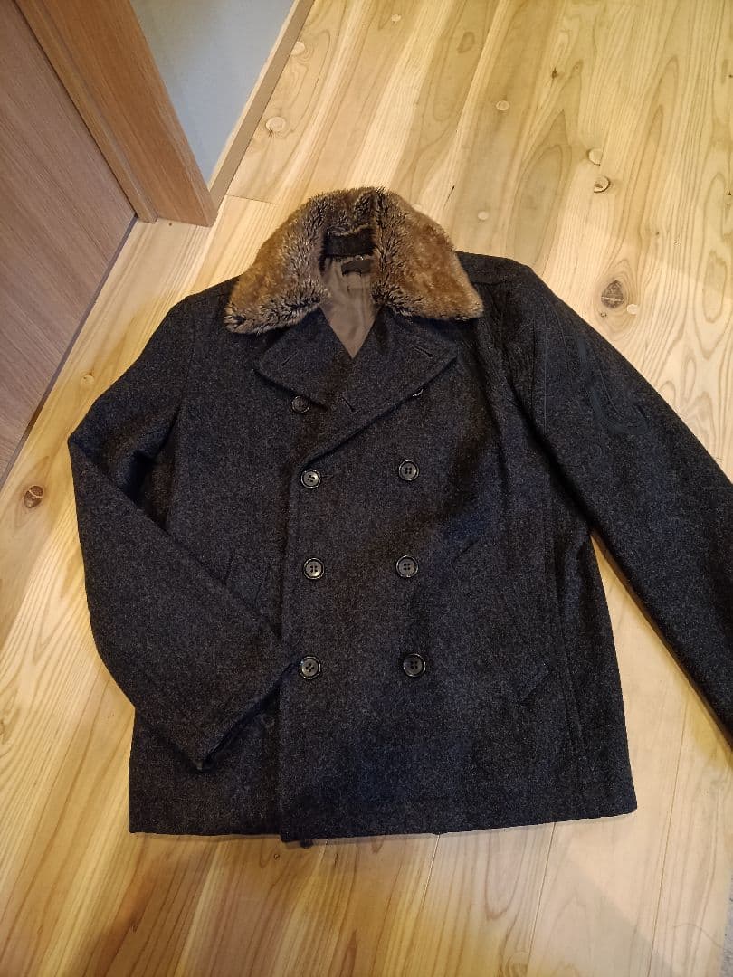 ピーコート　トライバル　タトゥー　LUZ