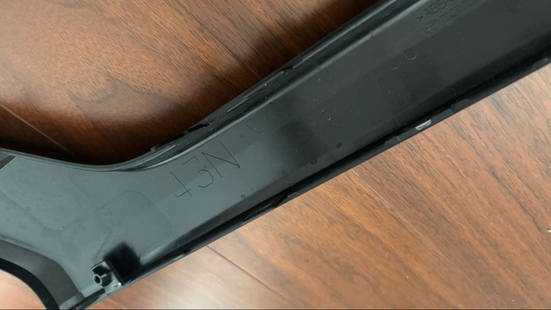 N*p様 ハイエース200系　ナロー　フロントグリルカバー　新車外し