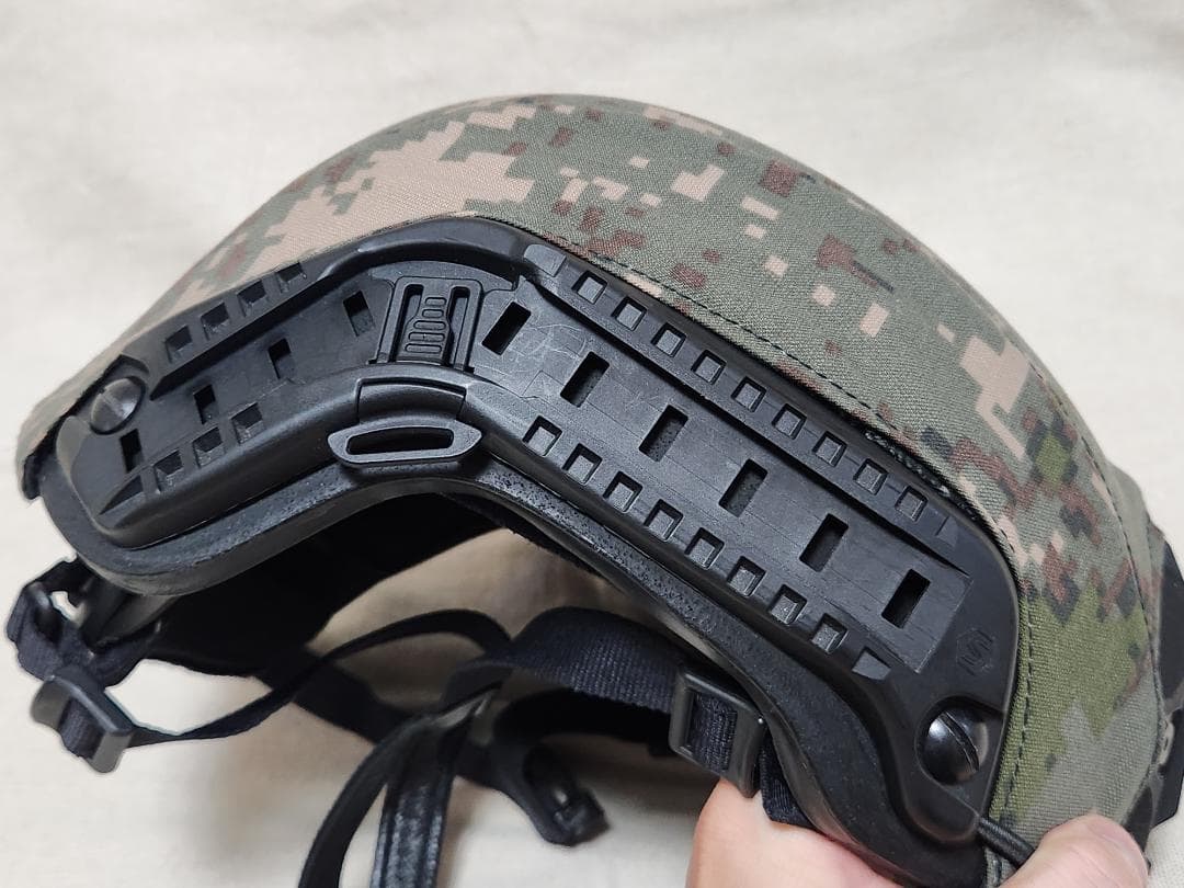 gcc【実物・中古】韓国軍 フルスペクトラム・ウォーリアー ヘルメット