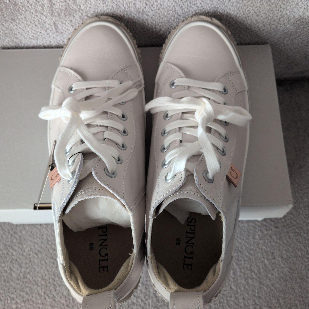 1/15お値下げ　スピングルムーブ　442 IVORY 37〜38　SS　新品