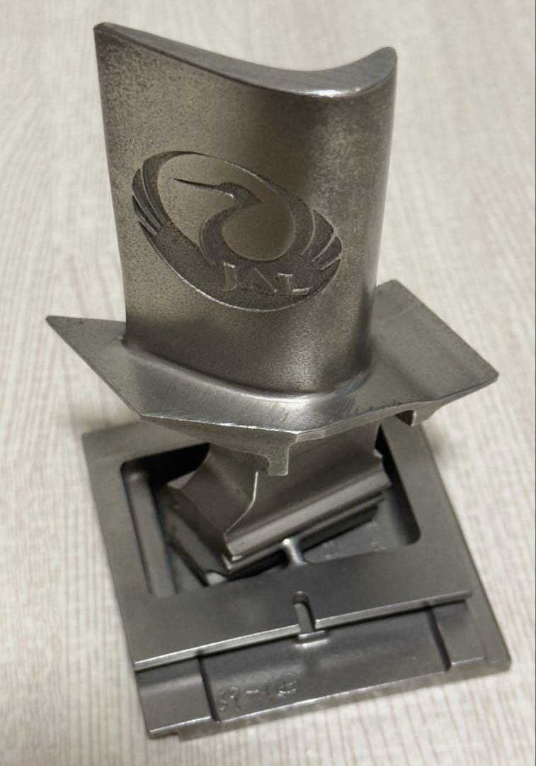 【貴重】JAL 日本航空　エンジンタービンブレード整備士加工品