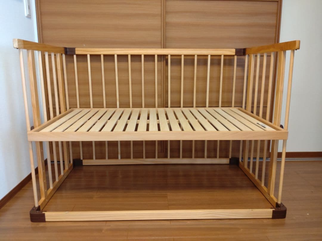 ファルスカ ベッドサイドベッド03