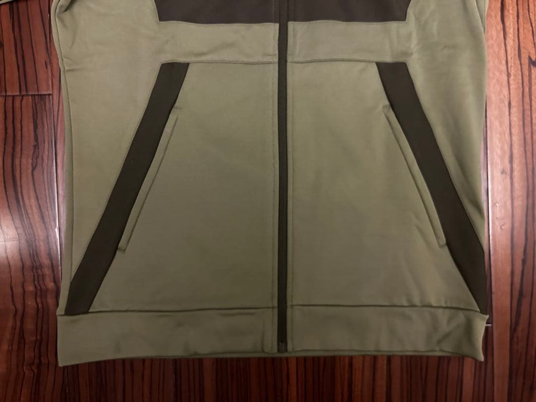 アシックス　オーストラリア代表　ウォームアップジャケット　L