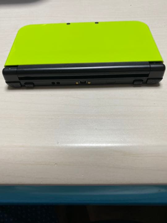 Newニンテンドー3DS LL ライム×ブラック