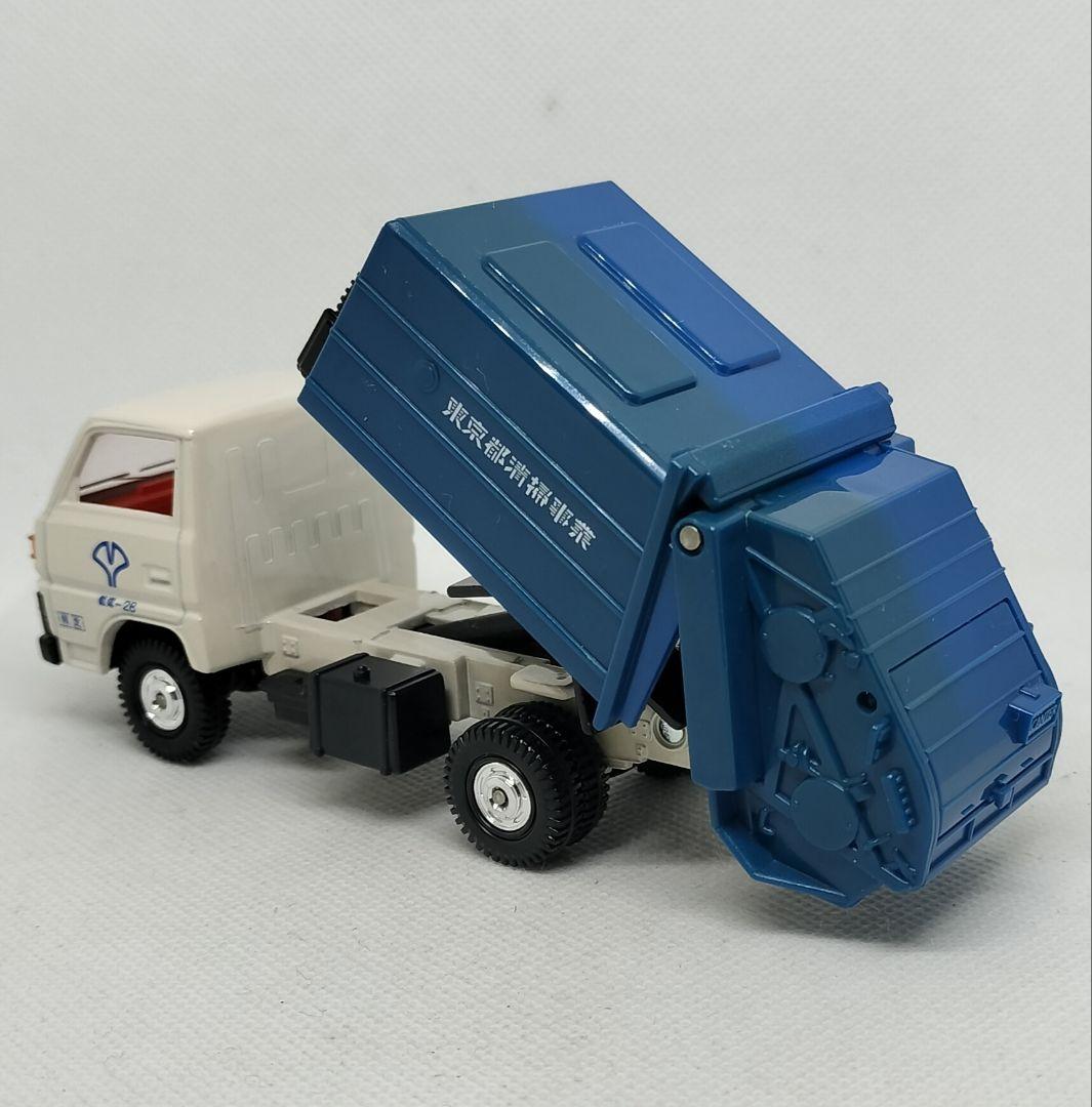 トミカダンディDT-020《三菱キャンター清掃車》未使用外側日焼けあり