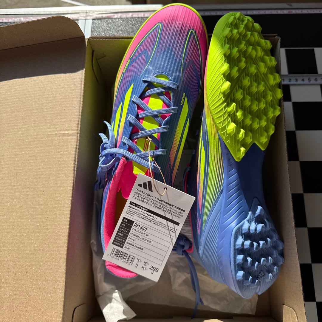 F50 League TF サッカーシューズ 11