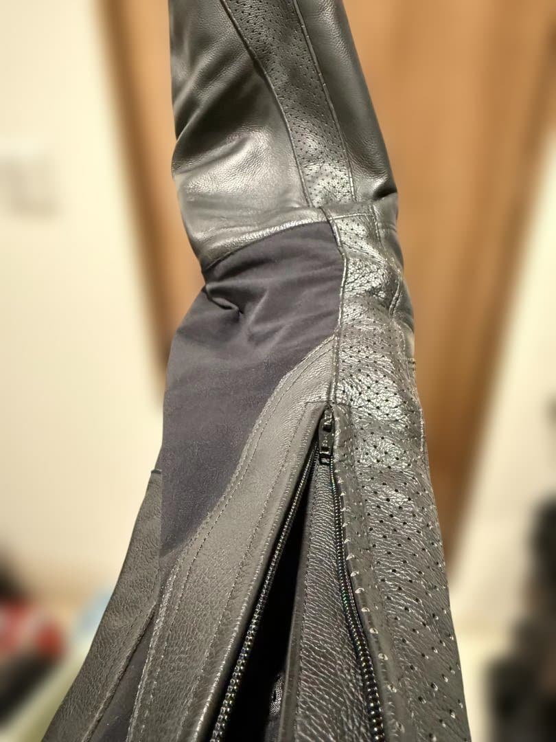 RSタイチ（RS TAICHI）レザーパンツ／ジャケットとジョイント可能