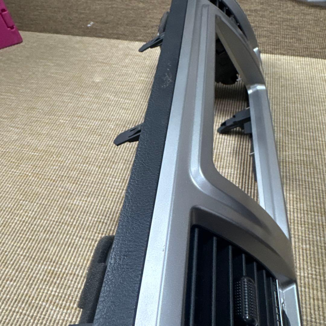 ハイエース　ダッシュボードパネル オーディオパネル