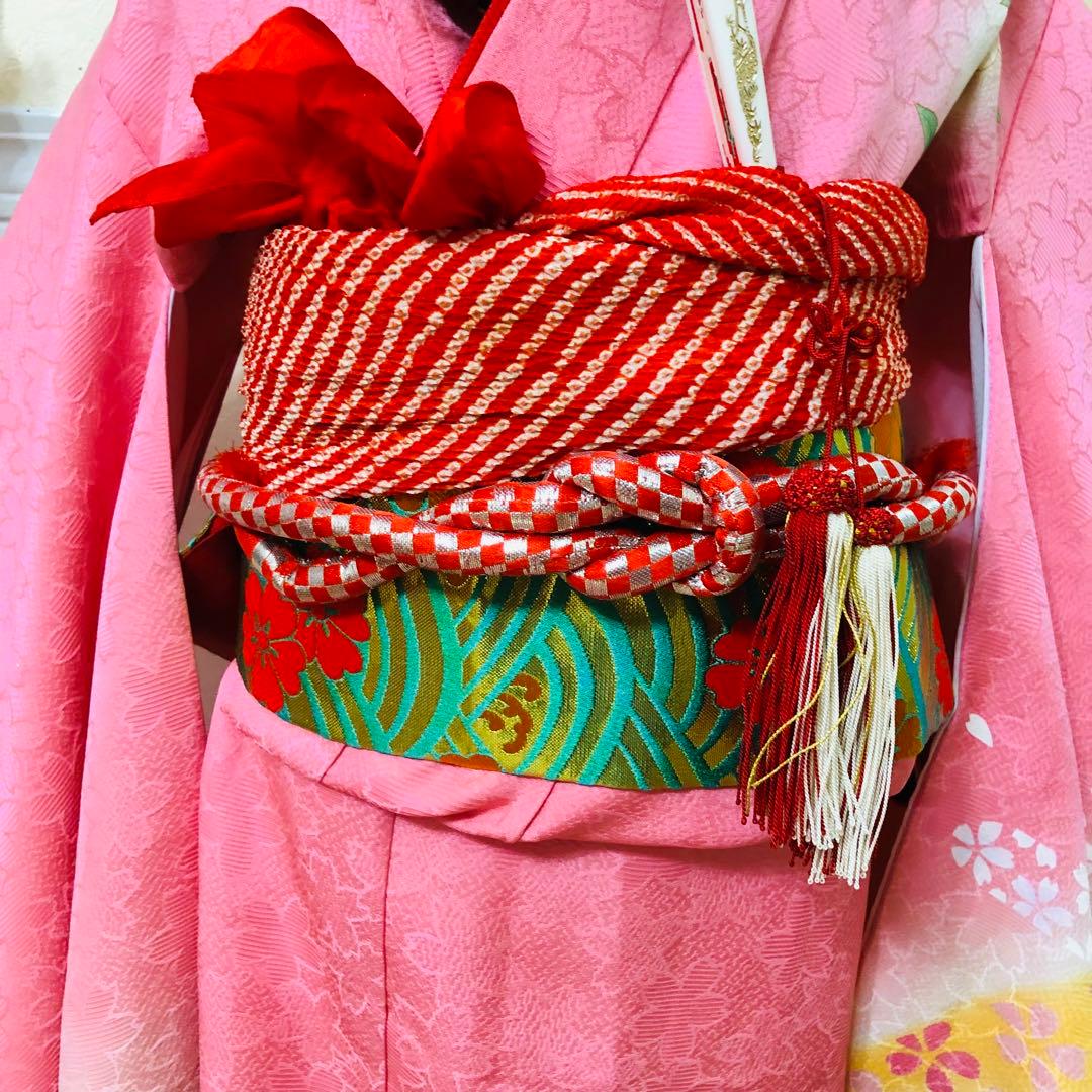 七五三7歳正絹‼️人気ピンク暈し手毬花々煌びやか際立つ⭐︎安心フルセット銘品