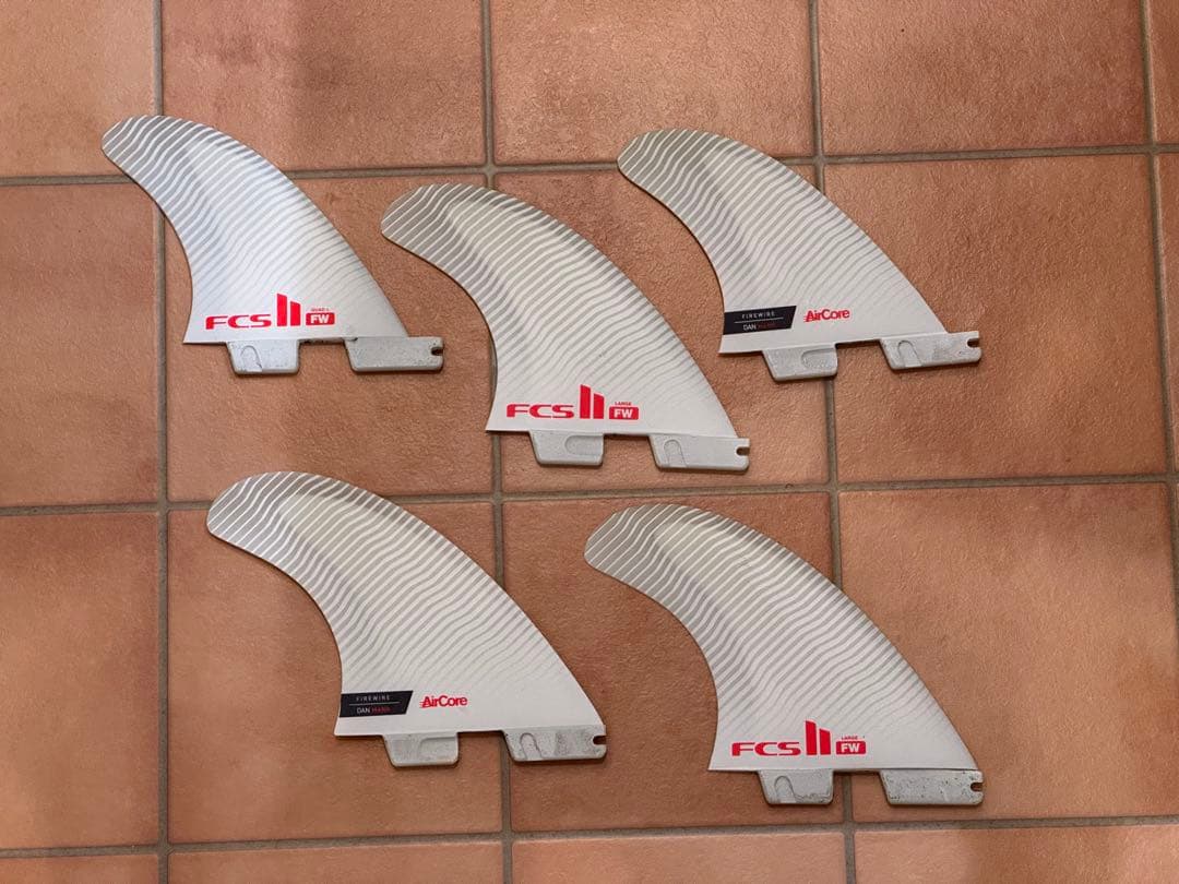 FCS II サーフボードフィン 5枚セット