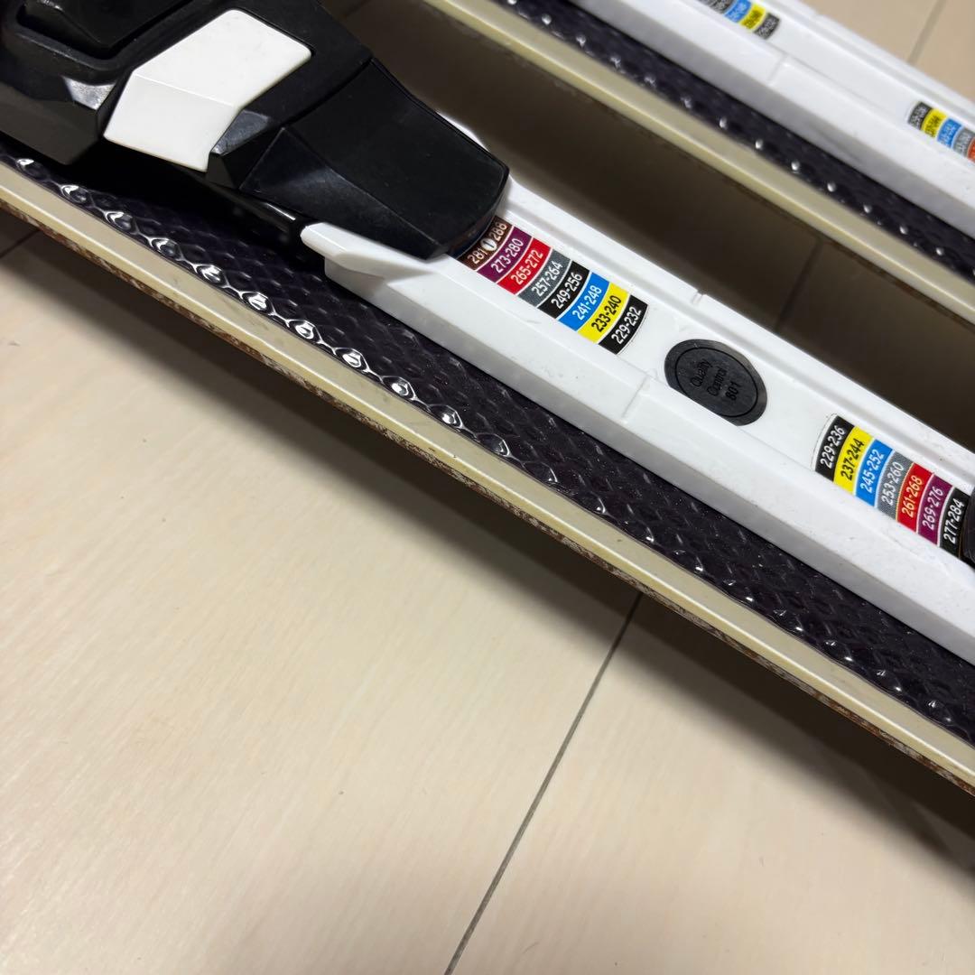 ATOMIC REDSTER J4 スキー板 赤/黒 130