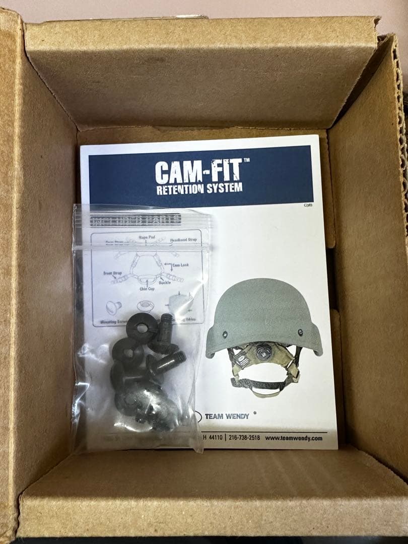 TEAM WENDY　カムフィット チンストラップ　XL