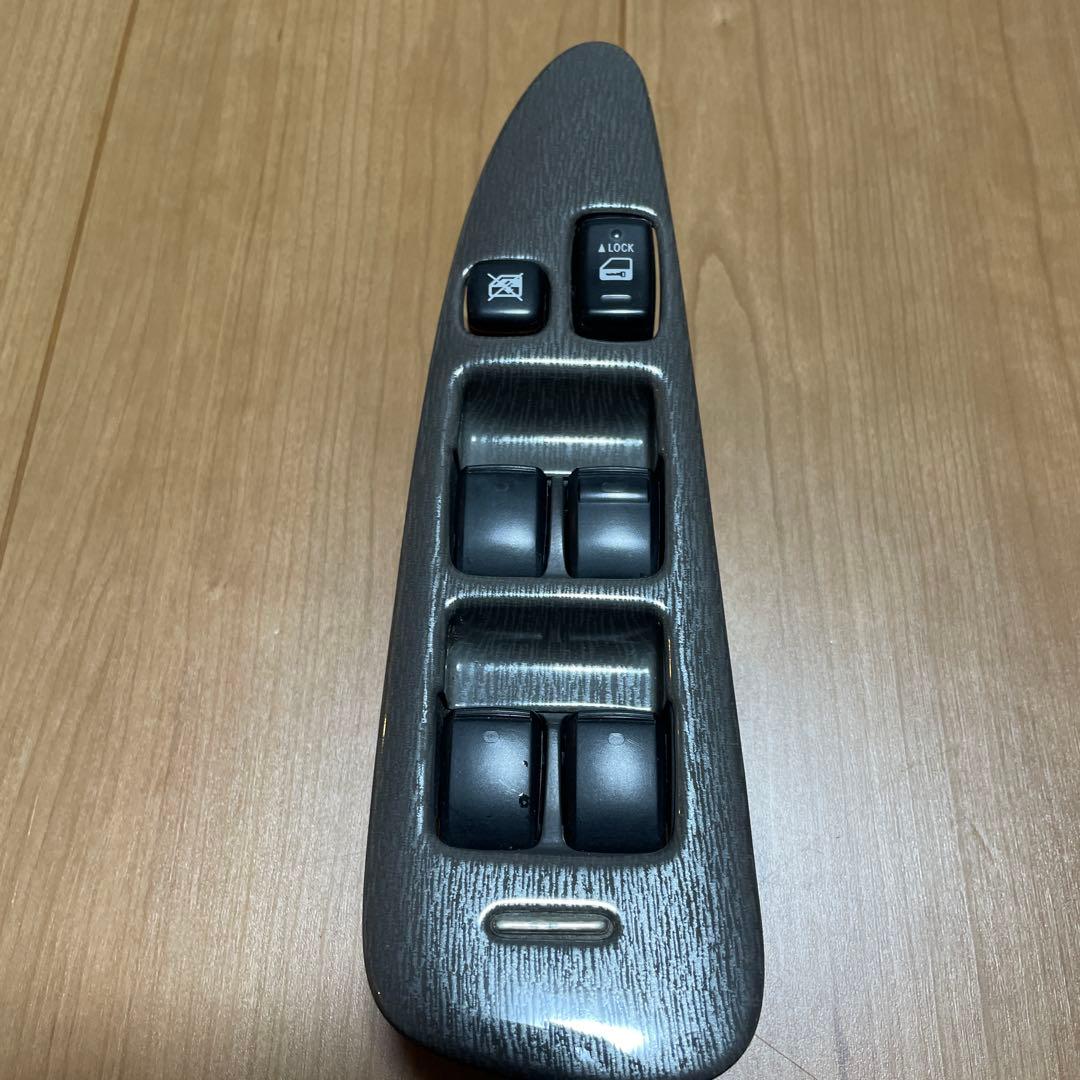 アルファードハイブリッド10系シルバー木目シフトブーツウィンドウパネルATH10