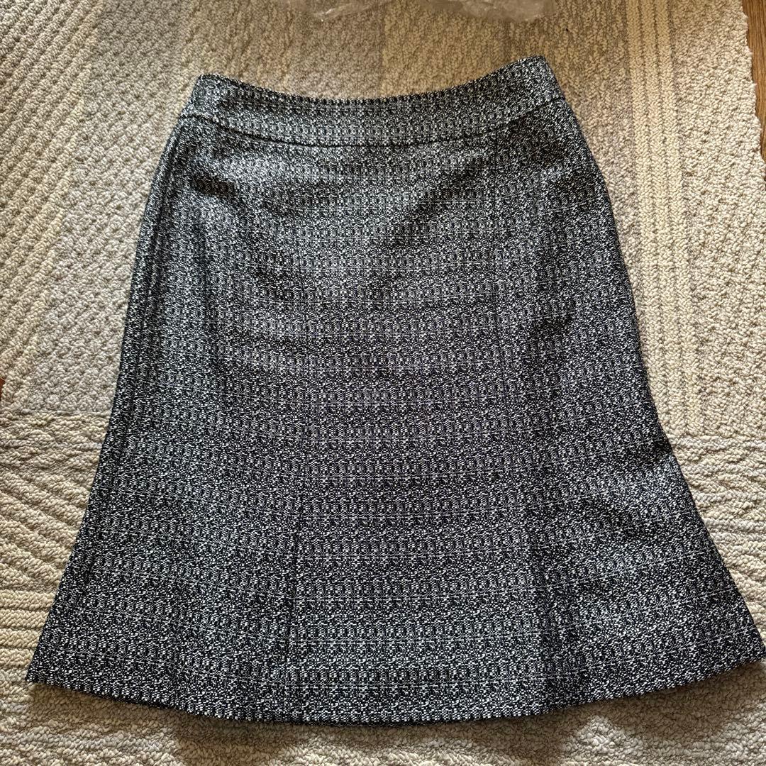 値下げ❗️美品✨UNTITLEDラメツイードスーツ、黒スカートコサージュ4点セット