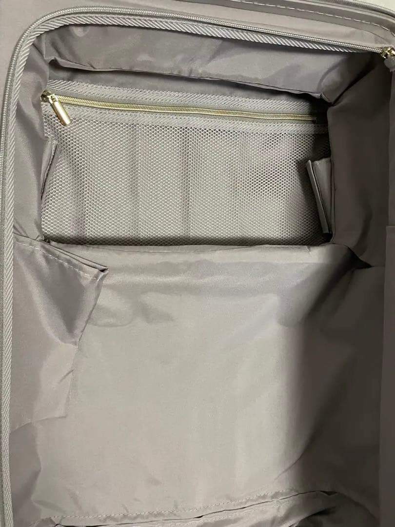 ビビエスト　スーツケース　キャリーケース