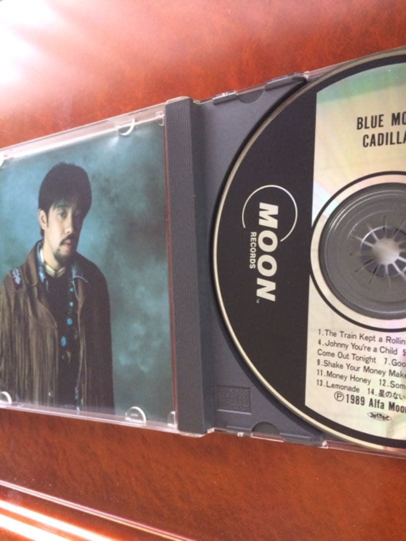 キャデラック　BLUEMOON