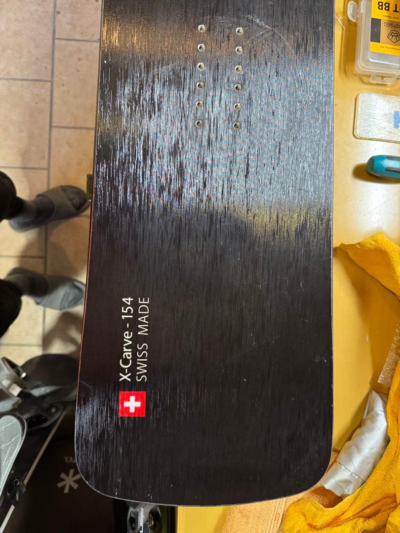 KESSLER スノーボード 黒154cm 右側のボード