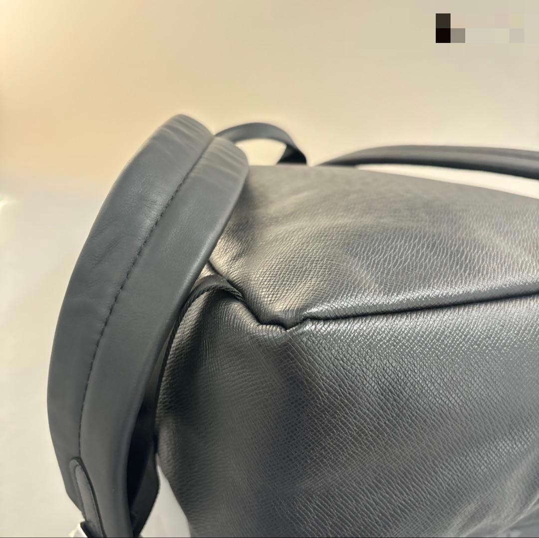 ルイヴィトン タイガラマ ディスカバリーバックパック ノワール