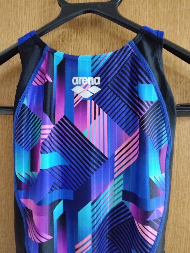 Finaマーク有　アリーナ　日本製　レディース　競泳水着11L クリーニング