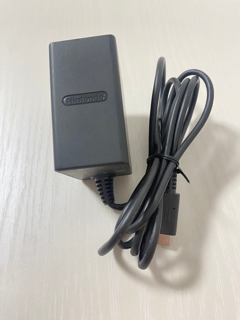 Nintendo Switch LITE コーラルピンク 本体