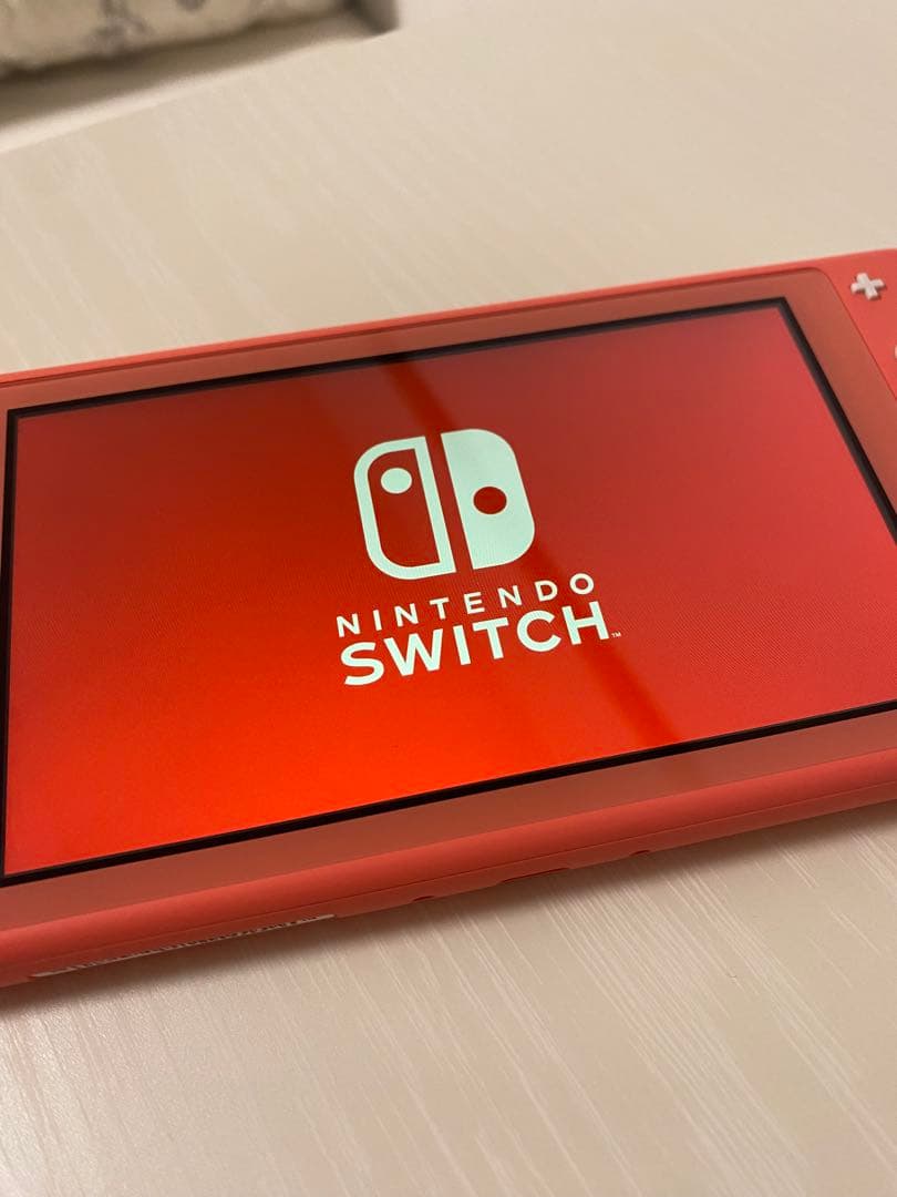 Nintendo Switch LITE コーラルピンク 本体