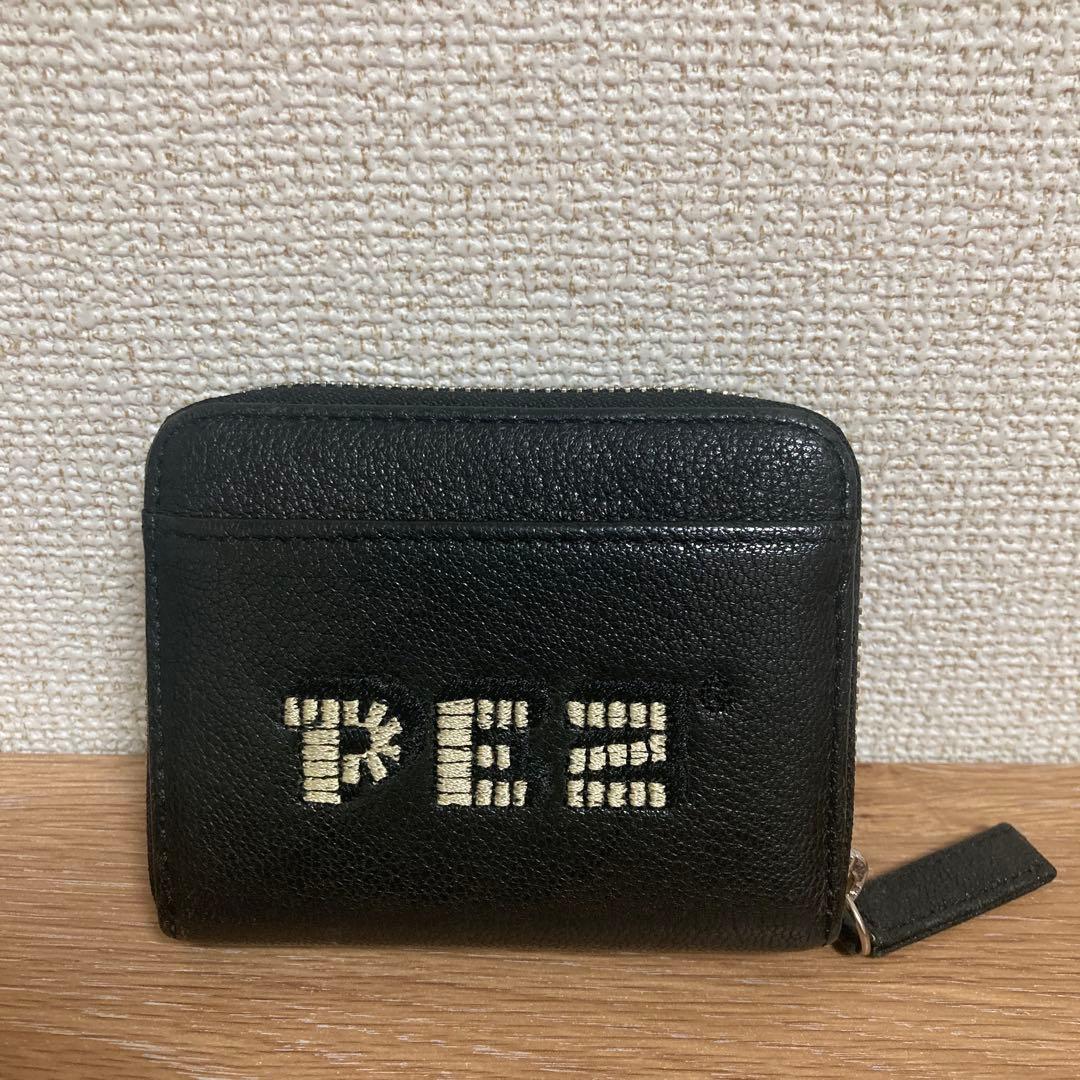 「PEZ×perche×ear」コラボジャバラ折り財布　黒　ペッツ