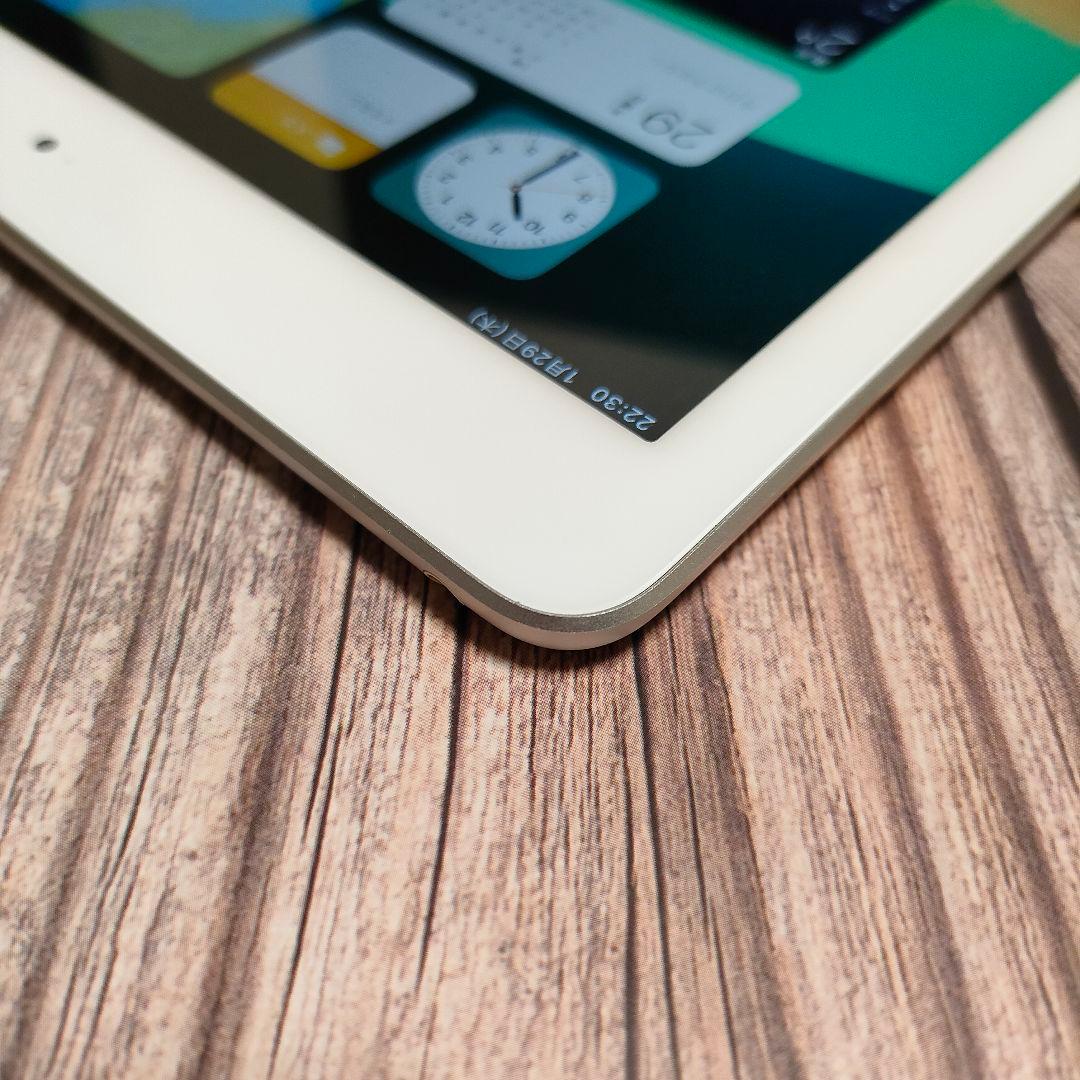 iPad 第6世代 32GB シルバー 美品 バッテリー98%