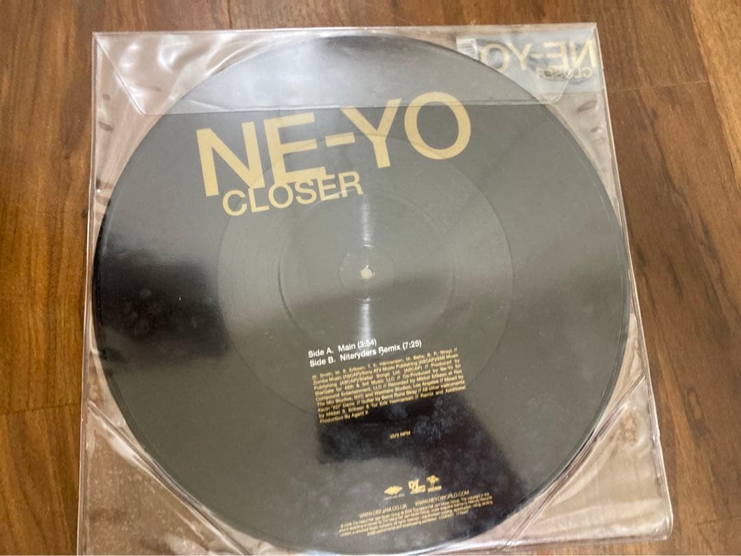 NE-YO Year of the Gentleman レコードセット