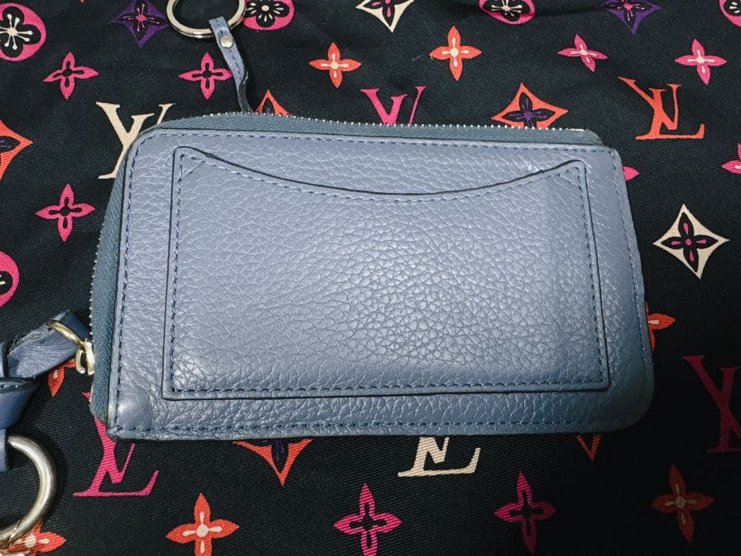 Chloé ブルー レザー キーケース、カードケース（現行品）