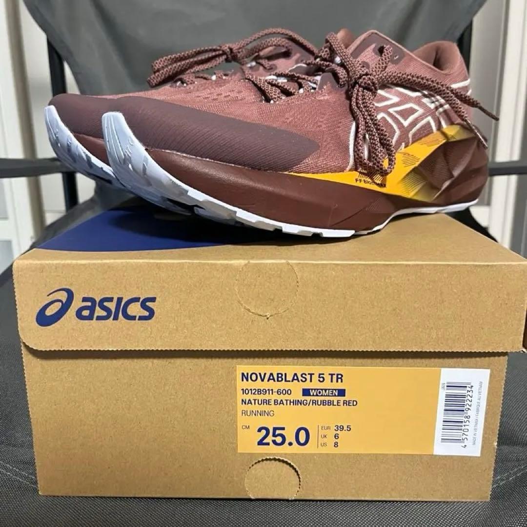 【引越し特価！新品未使用 タグ付き】ASICS NOVABLAST 25.0