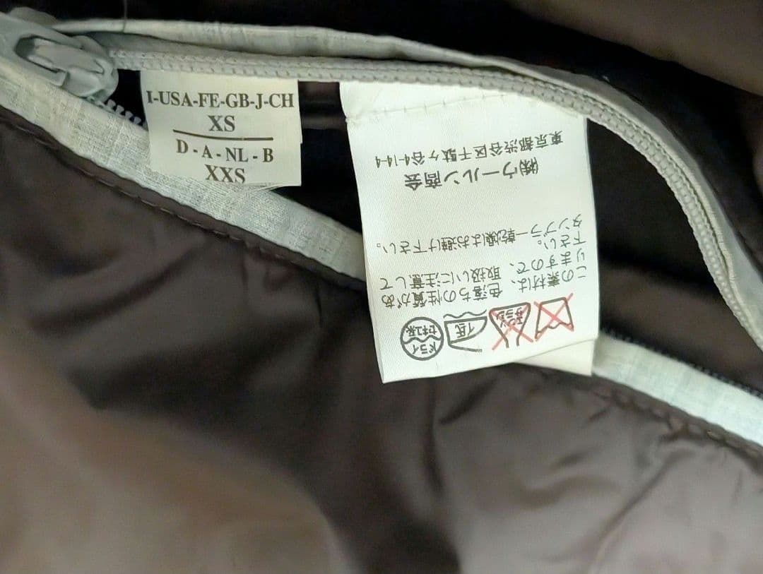 【美品】ブルネロクチネリ ダウンベスト XS ウール×カシミア ネイビー