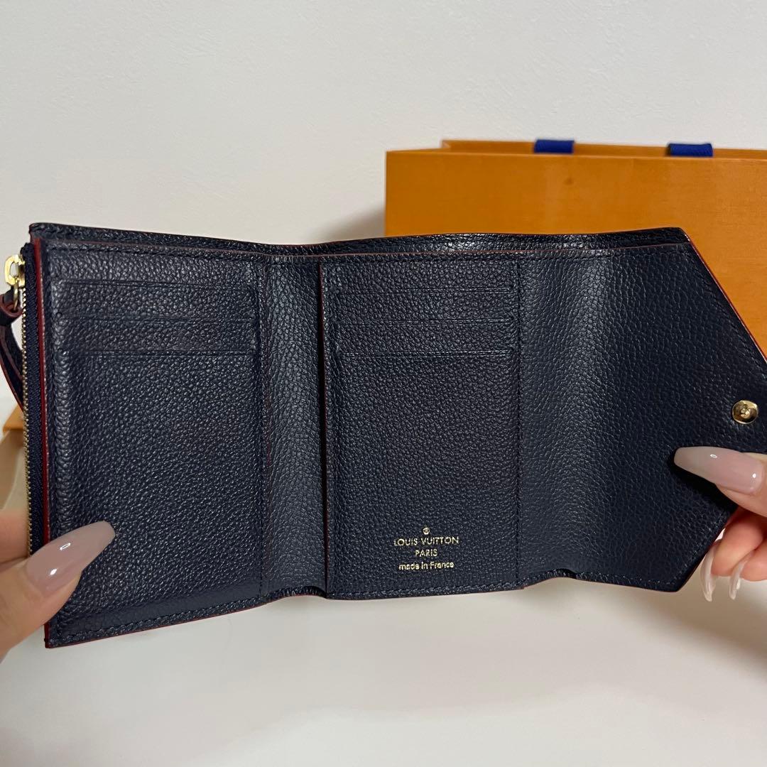 ルイヴィトン　ネイビー三つ折り財布　モノグラム　レディース