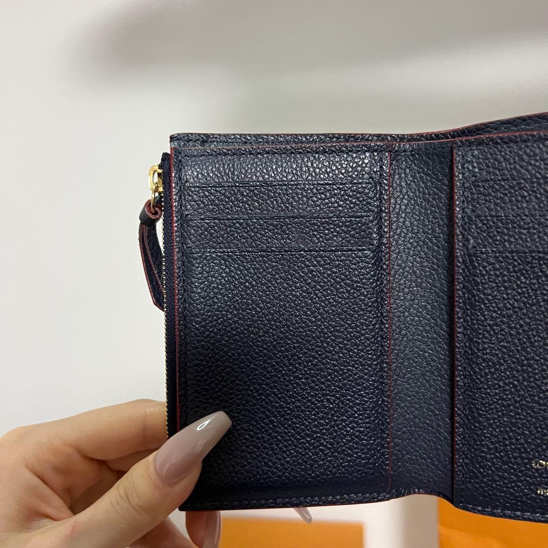 ルイヴィトン　ネイビー三つ折り財布　モノグラム　レディース