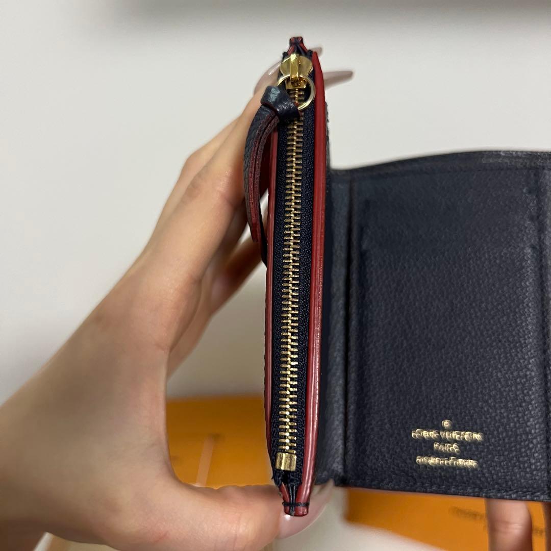 ルイヴィトン　ネイビー三つ折り財布　モノグラム　レディース