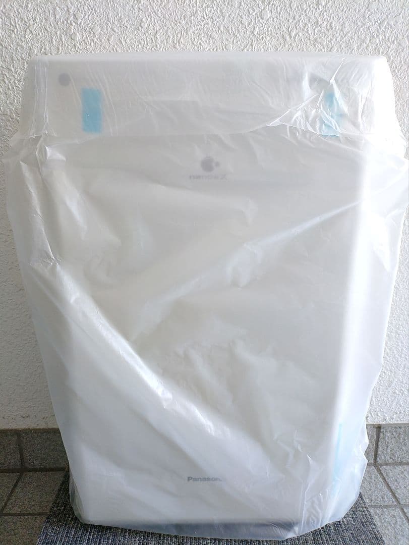 327☆ 新品 Panasonic 衣類乾燥 除湿機 F-YHVX120-W