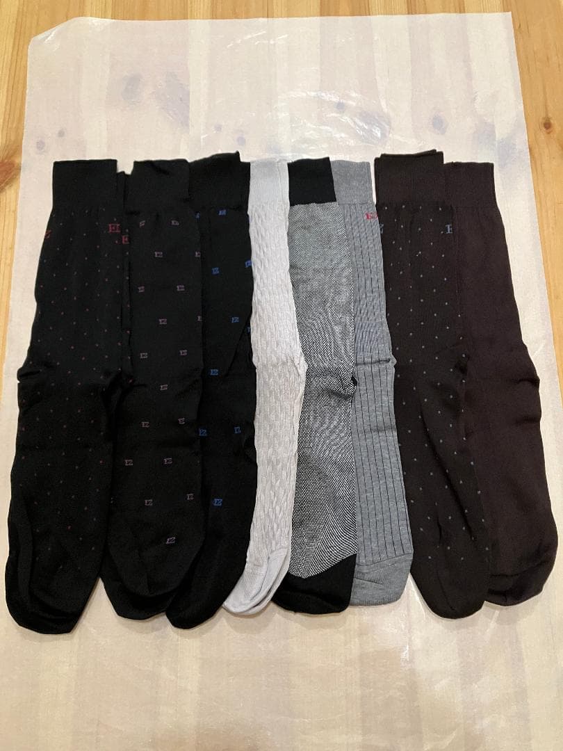 な*ん様 Ermenegildo Zegna ミドル丈 ソックス コットン 8本