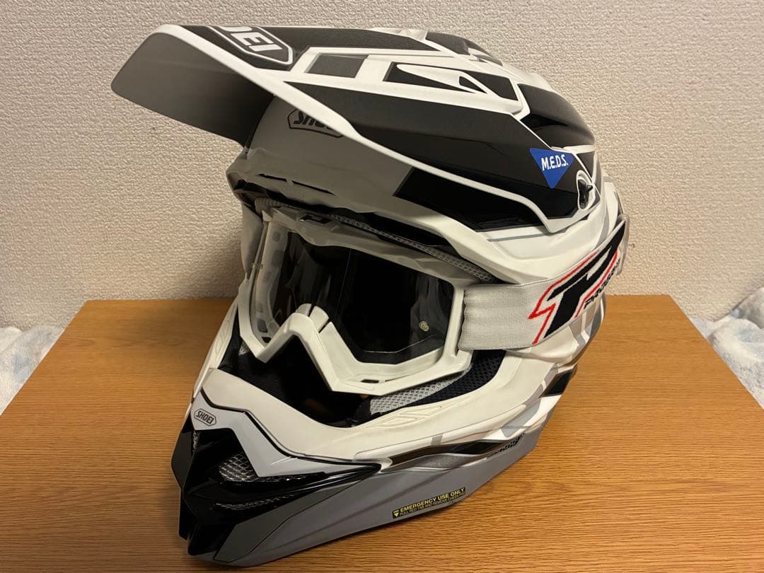 SHOEI VFX-WR ALLEGIANT Lサイズ