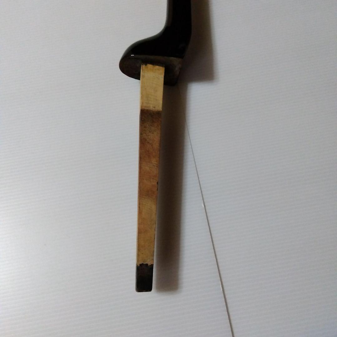 奄美玄三線、人工革