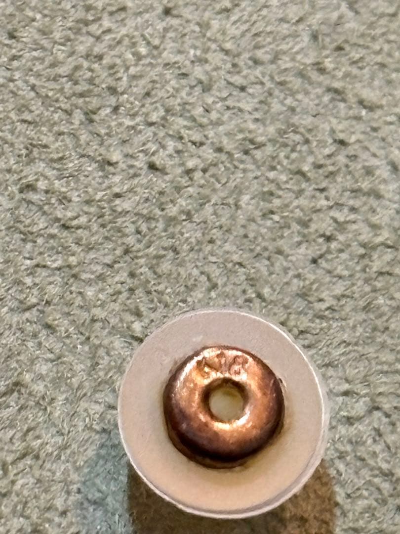 一粒 ダイヤ ピアス 2ct k18