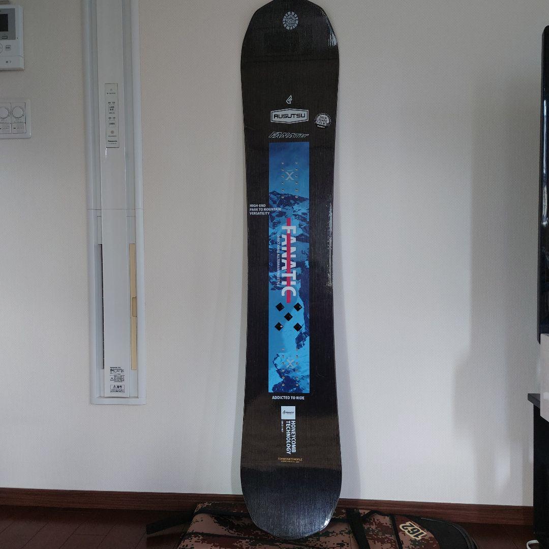 FANATIC/FTC美品スノボー板153センチ（実測151㌢）20-21