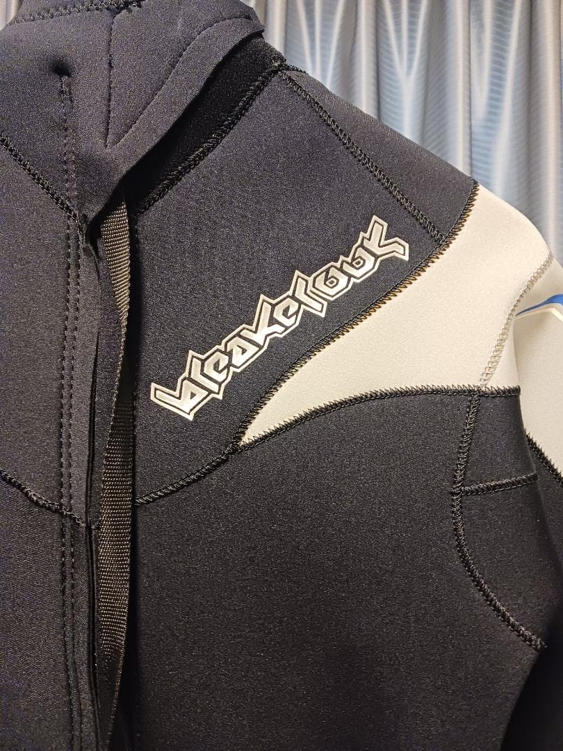 Breaker Out ロングスリーブスプリングウェットスーツ