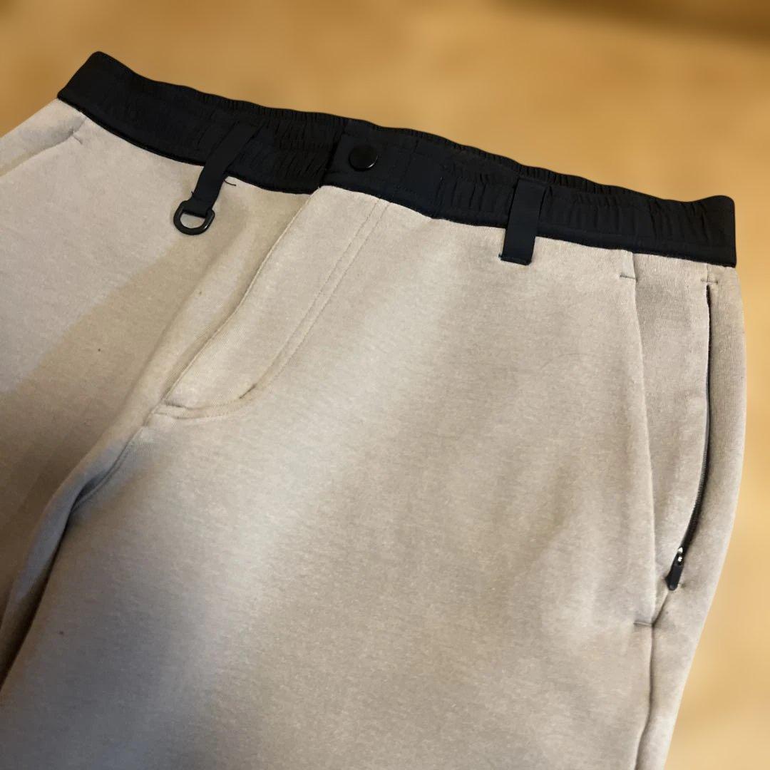 定価30800円　FCRB ブリストル　ベージュ　ゴルフ　パンツ