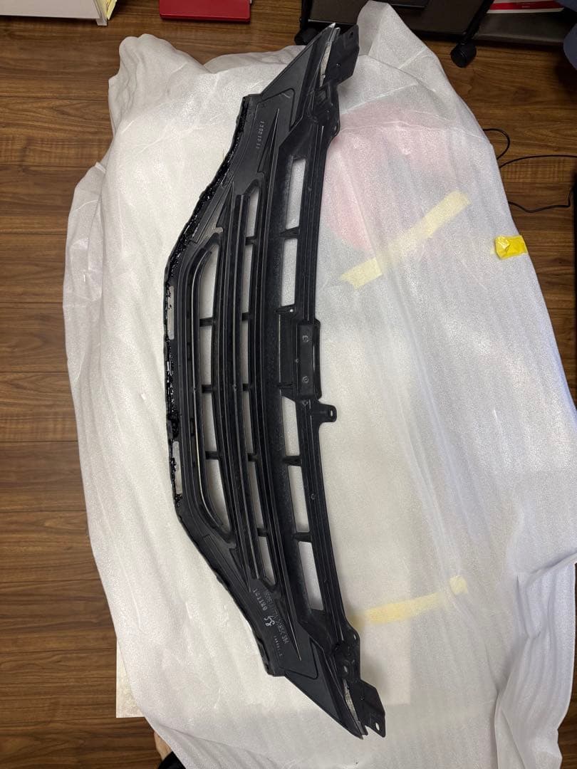 トヨタ　マークX 130系　モデリスタ　フロントグリル　ブラック　202 修復有