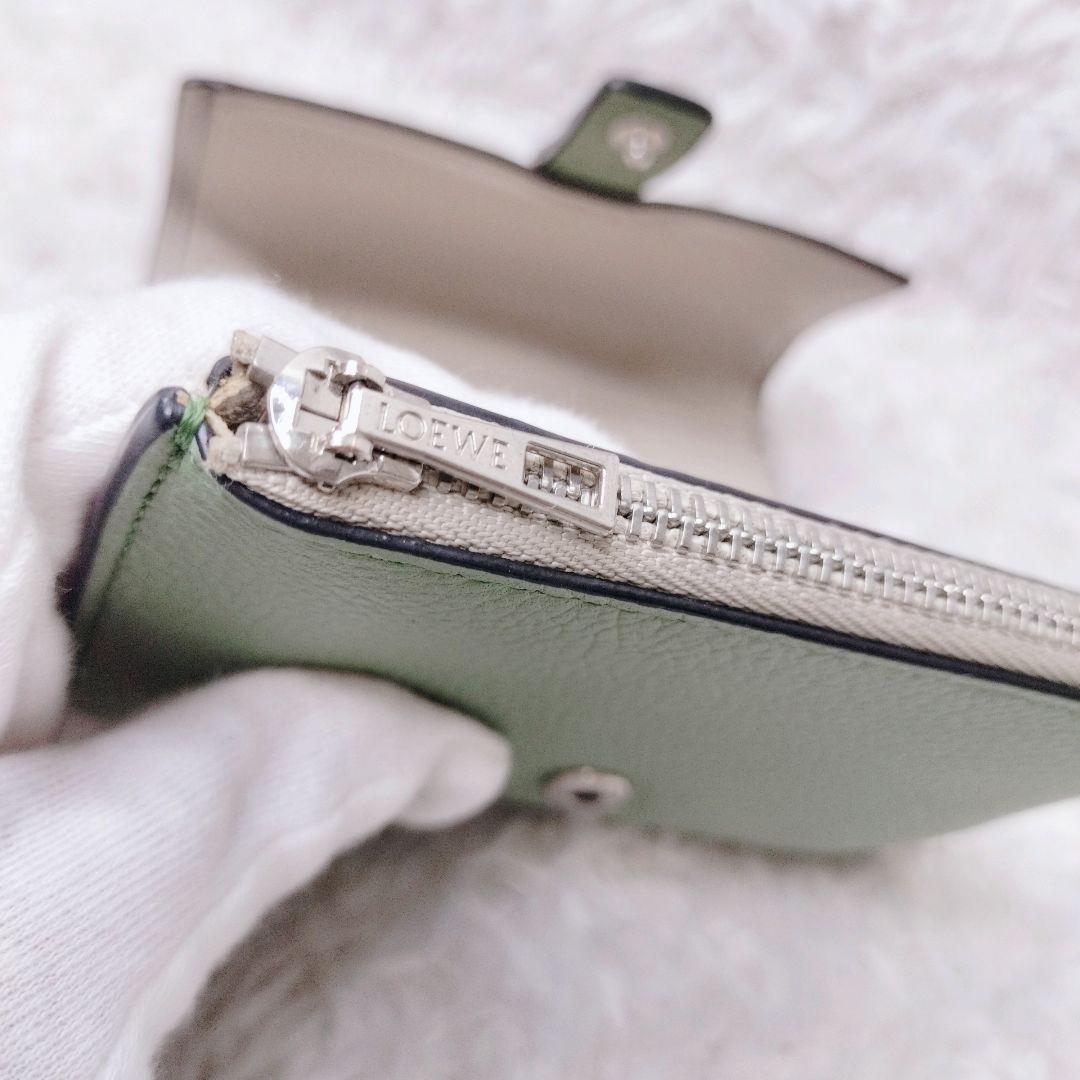 美品✨ロエべ　三つ折り財布　バーティカルウォレット　スモール　ローズマリー　タン